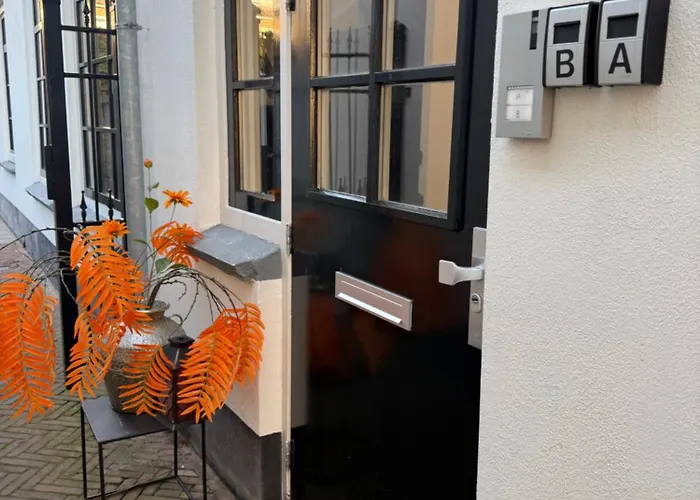 Tante Bed 44 B Voorschoten